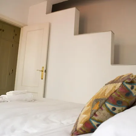 Hostfy Centro, Bustos Tavera Apartman *